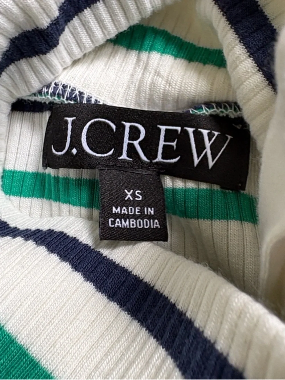 NWT J. Crew Ribbed Turtleneck With Buttons Size XS Retail $79.50